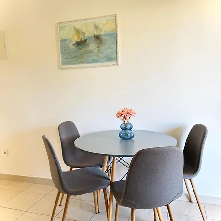 Elvira Apartment Drage