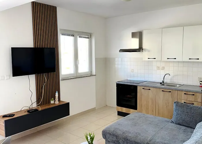 Elvira Apartment Drage