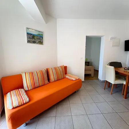 Apartment Elvira Drage